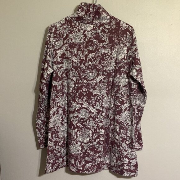 Cuddl Duds Purple Floral Long Sleeve Top - Picture 2 of 5